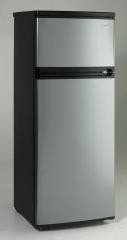 Avanti Stainless Look Top Freezer Freestanding Refrigerator RA752PST