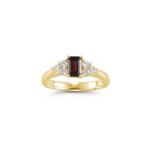 Click here to buy 0.60 Cts Diamond and 3.55 Cts Garnet Ring in 18K Yellow Gold.