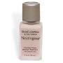 Neutrogena Skin Clearing Oil-Free Makeup, Classic Porcelain 20, 1 Fluid Ounce (30 ml)
