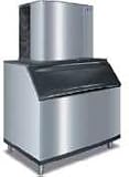 Manitowoc QuietQube Series 1200C Ice Machine - Half Diced Ice