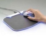 Belkin USB 2.0 Lighted Mouse Pad and 4-port Hub (F8E586EAGLO)