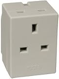 Review Skytronic  / MSA335FBL 3-way fused adaptor - blister