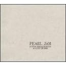 8 29 00 - Boston, Massachusetts by  Pearl Jam 