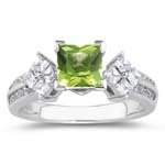 0.80 Ct Diamond & 1.71 Cts Peridot Ring in 18K White Gold