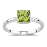 1.75 Cts Peridot Solitaire Ring in 14K White Gold
