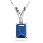 0.02 Cts Diamond & 1.00 Cts Blue Sapphire Pendant