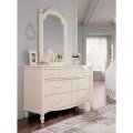 Isabella Dresser
