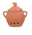 Faringdon Terracotta Garlic Keeper