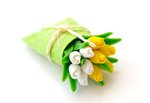 Review Teddy Delivery  / Let a Teddy Messenger Deliver Your thoughts Holding This Handmade Miniature Yellow and Green Tulips Wrapped in a Delicate Green Bag (Approx 4cm) - Teddy Delivery / Dolls House Accessory
