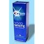 Crest vivid white flouride toothpaste, refreshing mint - 4.10 oz