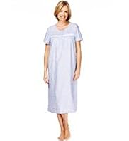 Short Sleeve Floral Embroidered Pintuck Nightdress