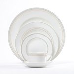 Vera Wang China With Love Rim Soup Bowls