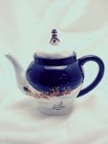 CHRISTMAS holiday TEAPOT tea pot santa claus decor