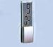 Dezente LCD-Uhr mit Saugnapf - Uhrzeit- und Datumsanzeige