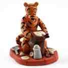 royal doulton - winnie the pooh collection - tigger wp97 figuerin - mint condition