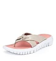 Twisted Strap Flip-Flops