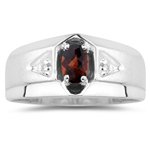 0.01 Cts Diamond & 0.57 Cts Garnet Ring in Silver