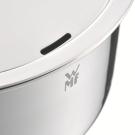 Hơi lỗ trên nắp nồi - cho kiểm soát bay hơi