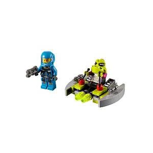 Lego Space Alien Striker 7049
