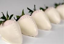 1 Dozen Blushing Bride Berries