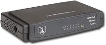 Dynex DX-ESW5 - Switch - 5 x 10/100 - desktop