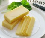 チーズフォンデュの素材として有名濃厚でいてさわやか！グラタンやキッシュなどにも。スイス産グリュイエール