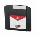 Iomega 8PK ZIP 250MB SLEEVE PC MAC ( 32628 ) by Iomega
