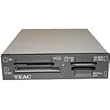 Teac Kartenleser - 33,00cm (13) 1 - 8,90cm (3,5) intern (CF I, CF II, Memory Stick, MS PRO, Microdrive, MMC, SD, SM, MS Duo, xD, MS PRO Duo, miniSD, RS-MMC) - USB2.0 - schwarz (CA-200K-00)