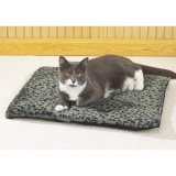 Slumber Pet Thermal Cat Mat (Grey w/Black Designs) 22 x 18 1/2 210doNZaBfL. SL500 AA160 Slumber Pet Thermal Cat Mat (Grey w/Black Designs) 22 x 18 1/2
