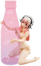 Furyu 5" Super Sonico Friend Hold Figure Gold Ver