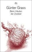 Beim Häuten der Zwiebel