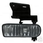 Left Driver Side Fog Light Lamp 99-02 Chevy Silverado Pickup Truck 00-05 Suburban Tahoe 99 00 01 02 03 04 05 1999 2000 2001 2002 2003 2004 2005 Fog Lights Lamps Foglight Foglamp