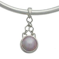 Pearl choker Suspense