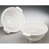 Arrow 4 Qt White Plastic Colander Arrow 4 Qt White Plastic Colander