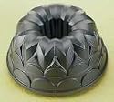 Kaiser Bakeware KaiserCast 6-1/2-Inch Flora Bundtform Pan