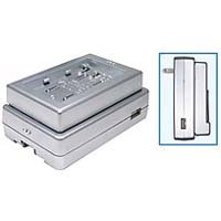 Lenmar SOLOXP-X15 Universal Li-Ion Travel Charger with USB Power Port by