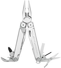 Leatherman Wave Multi-tool w/ Nylon Sheath, Clam Package