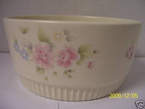 Pfaltzgraff Tea Rose Stoneware 2 Quart Ribbed Round Casserole Baker