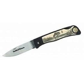 Smith & Wesson SW381 Scrimshaw Bass Knife