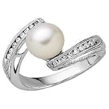10kt. White Gold, Pearl & Diamond Fashion Ring