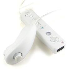 Nintendo Wii Remote and Nunchaku Controller White Premium