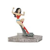 Justice League - Resin Figure: Wonder Woman