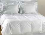 IMAGE OF Down Etc. © Summer Weight Luxury King Baffle Box Comforter (106