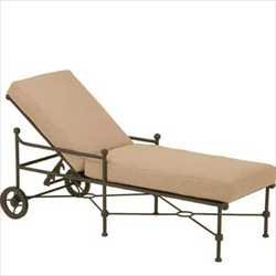 Casa Grande Adjustable Chaise Lounge by 