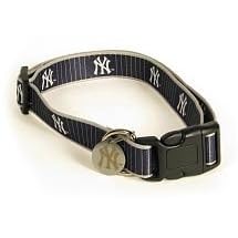 New York Yankees Pinstripe Dog Collar Size Medium-Large