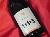 １＋１＝３（ウ メス ウ ファン トレス）ブルット／ドメーヌ カヴァ　750ML