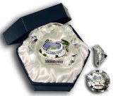 Review   / SOLDIER FIELD DIAMOND PAPERWEIGHT
