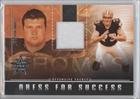 2007 Leaf Rookies and Stars Dress for Success Jerseys Prime #9 - Joe Thomas/25
