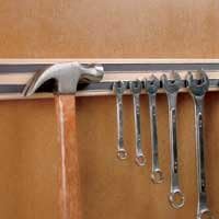 18" MAGNETIC MAPLE TOOL RACK By Peawchtree Woodworking - PW1526