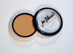 Joe Blasco High-pigment Cream Base UltraBase Olive Beige 3 (UltraBase Olive Collection Olive Beige 3)